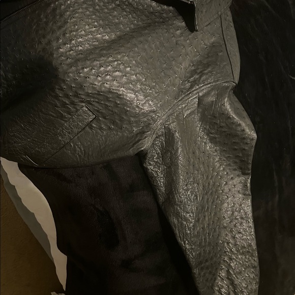 Bernini Beverly Hills Ostrich Jacket Black and Ostrick Belt - Picture 5 of 10